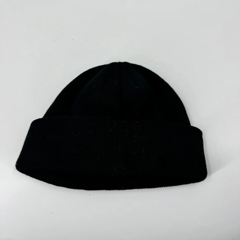 Nike Youth Black Beanie Hat Embroidered Logo‎ Warm Winter Cap OS